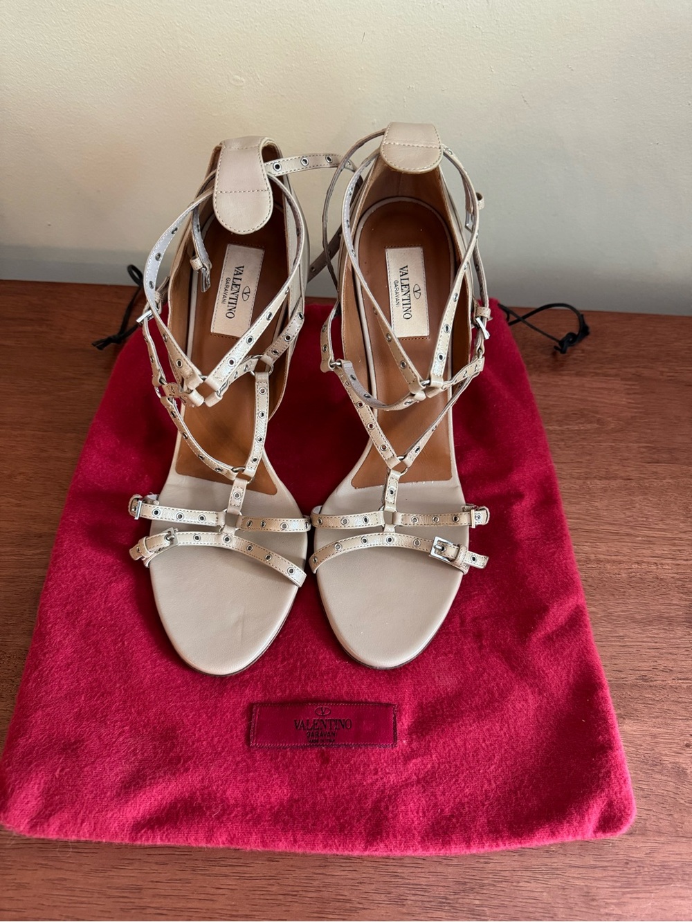 Valentino Garavani Rockstud Cage Sandals Nude Leather Heels | EU 41 / US 10.5 |